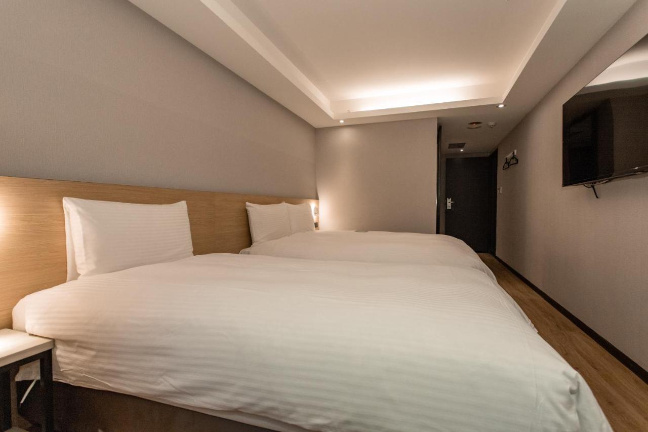 Hub Hotel Tucheng Exterior foto