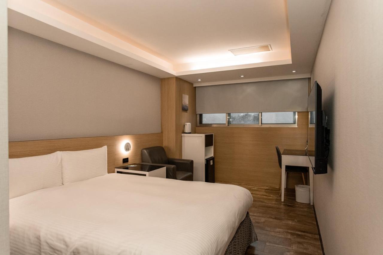 Hub Hotel Tucheng Exterior foto